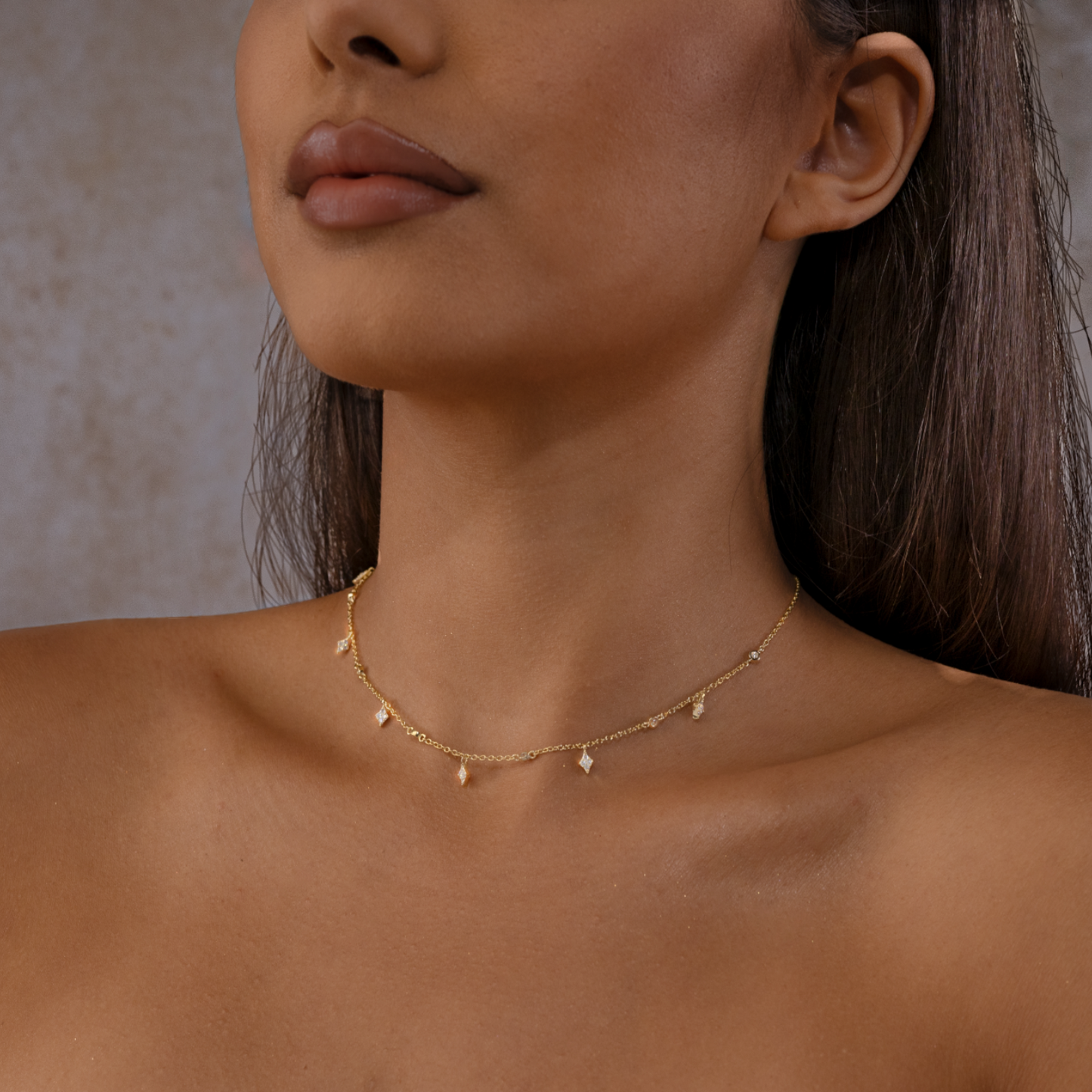 Rombusz Szimbólum, Charm Choker Nyaklánc